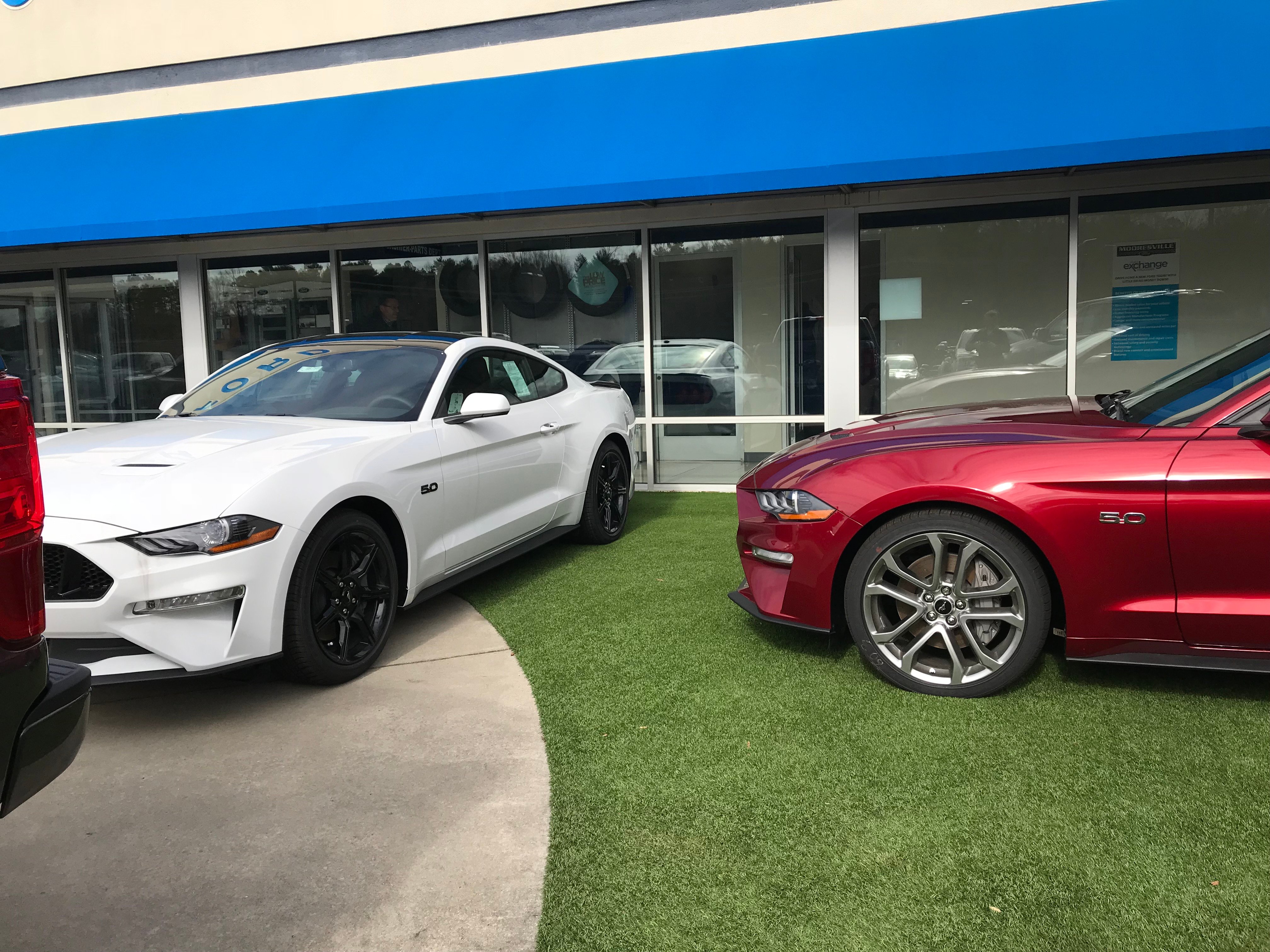 FordCarsStandingonSoyMooresvilleNC